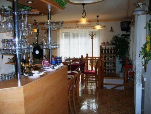Restaurace a Penzion Oáza Hřensko Exteriér fotografie